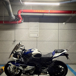s1000rr 2012년 5.7만 판매/대차 합니다. 동급연식대비 최저가! 정비완!타이어 새거!