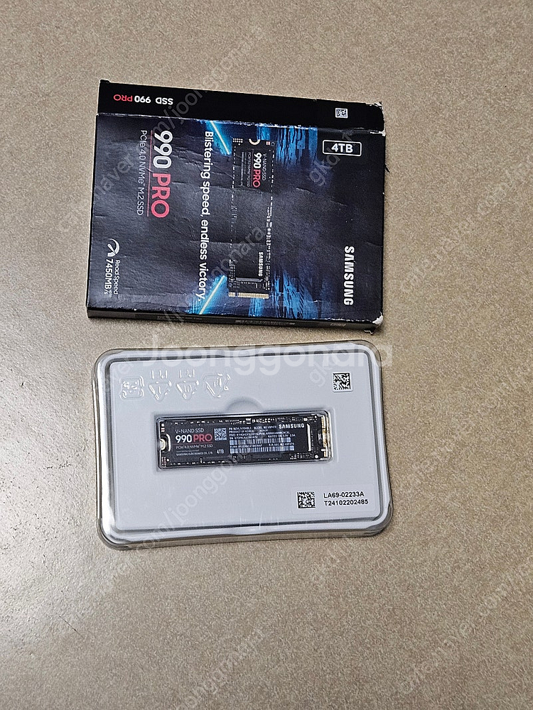 삼성 990 pro 4테라 국내정품 팔아요--0