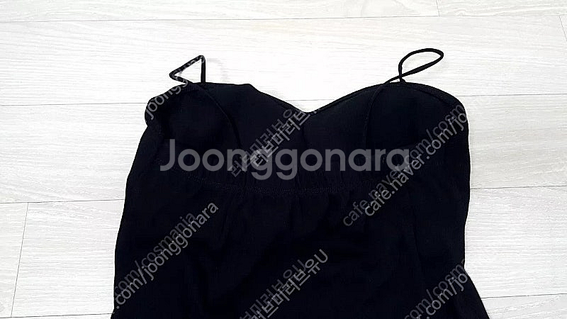 퍼빗 하트넥 블랙 슬리브리스 나시--1