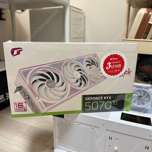 지포스 5070ti 울트라 화이트 피씨디렉트 국내 정품