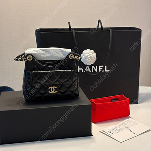 샤넬 시즌호보 스몰 AS4323 (최종가)
