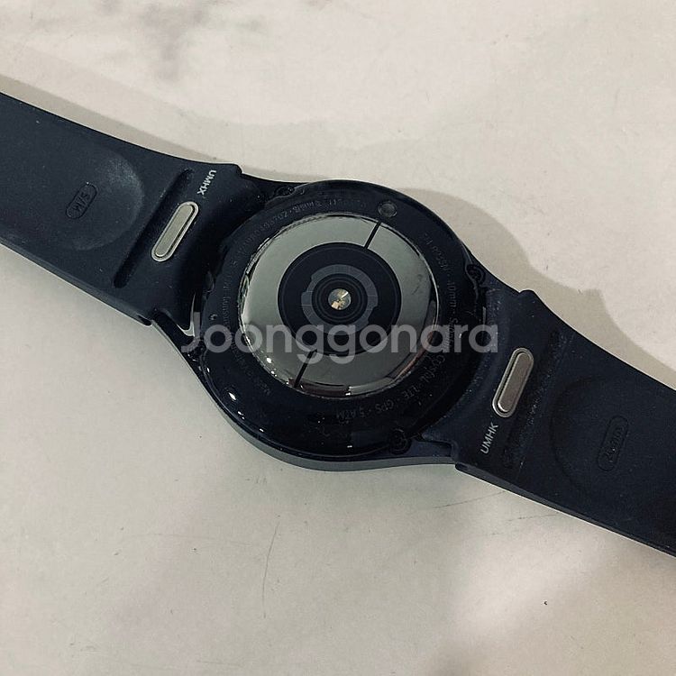 갤럭시 워치6 블랙 40MM 풀박스 S급 매우깨끗 8만...--4