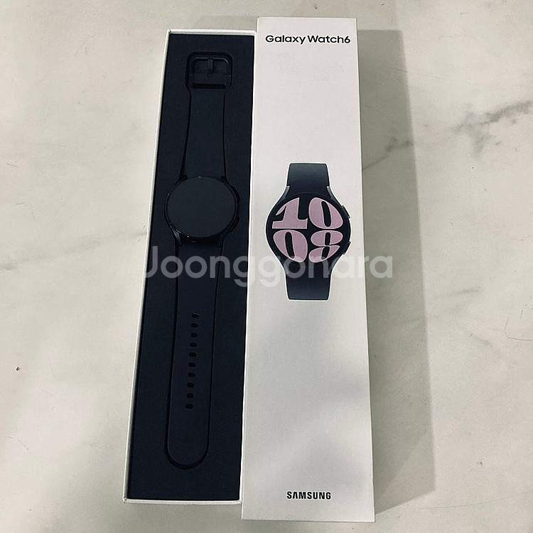 갤럭시 워치6 블랙 40MM 풀박스 S급 매우깨끗 8만...--0