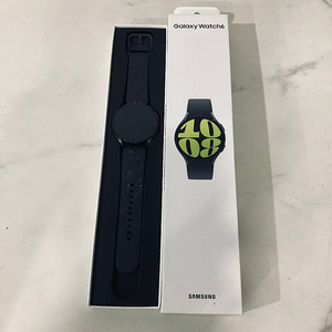 갤럭시 워치6 블랙 44MM 풀박스 액정S급 8만원 판매합니다!
