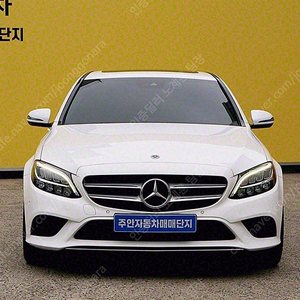 벤츠 인증중고 C클래스 중고 흰색 2019년식 C220 d 아방가르드 개인사업자 차량구매