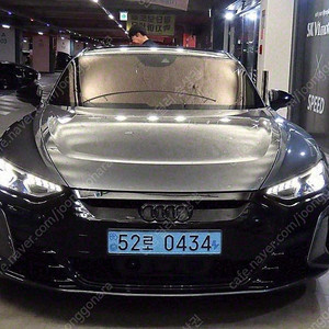 아우디 E-트론 GT 콰트로 프리미엄 수입중고차리스 22년형 전기차리스도 가능