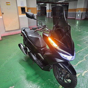 부산 더 뉴 PCX 125 맷블랙 19년식 판매합니다! (28500km,경정비완료)