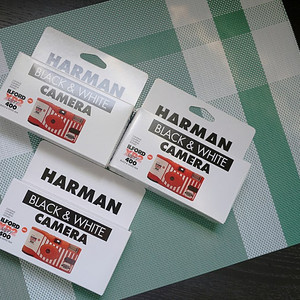 HARMAN 일포드 블랙화이트 XP2 400/27 흑백 일회용 카메라