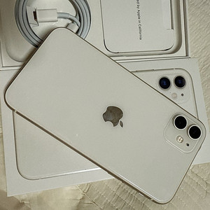 iPhone11 아이폰11 128GB 화이트 (키즈폰추천)﻿
