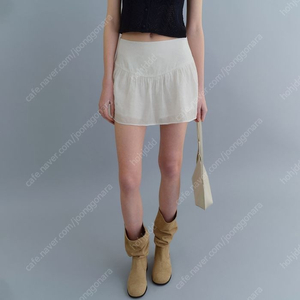 fyeo 포유온 Darin Shirring PantSkirt 화이트 s