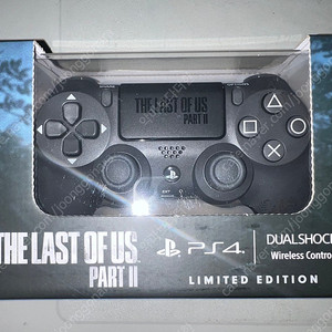 PS4 듀얼쇼크4 한정판 라스트오브어스2 리미티드 에디션 판매.