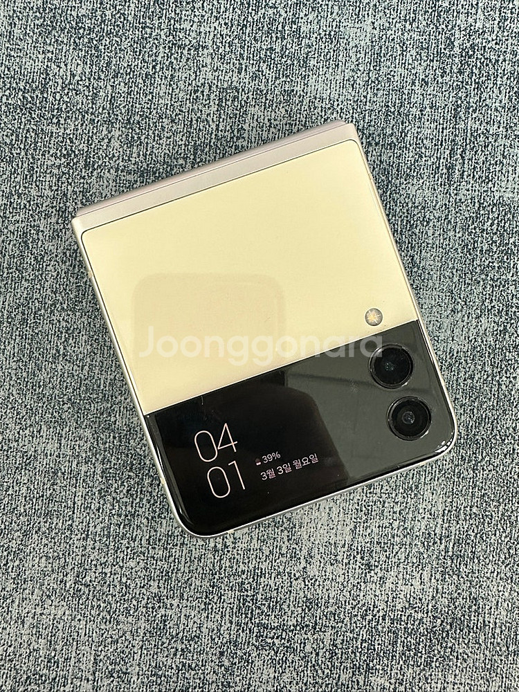 갤럭시Z플립3 256G 크림 게임용 서브용 단말기 7만...--0