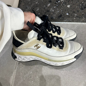 샤넬 믹스드 스니커즈
