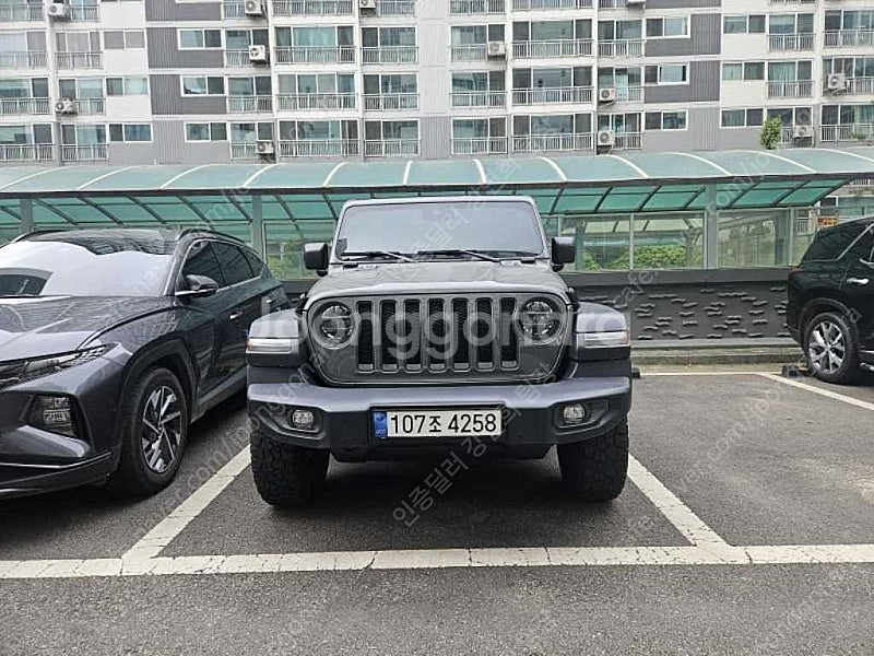 지프 랭글러 중고차 할부가능 지프 수입중고차 회색 20...--0
