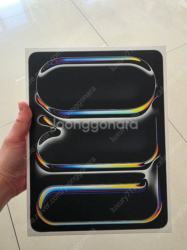 아이패드 m4 13인치 셀룰러 1TB미개봉팝니다.--0