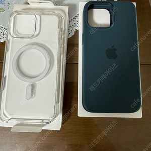 16프로맥스 정품 클리어 케이스 판매합니다.