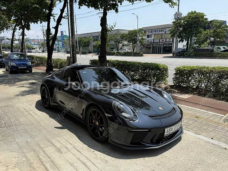 포르쉐 911 중고차 할부가능 검정색 2017년식 타르...--9