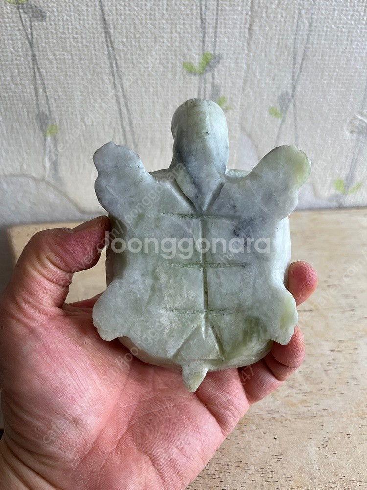 묵직한 옥거북 조형--3