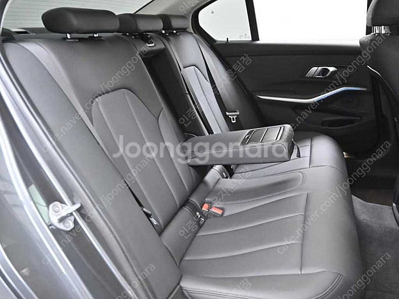 BMW 3시리즈 중고 BMW 중고 BMW 3시리즈 중고차 할부가능 회색 2021년식 320i M 스포츠 가성비 중고...--9
