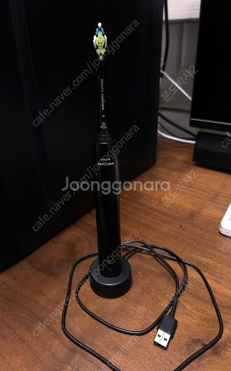 필립스 소닉케어 3100 음파 전동칫솔 팔아요--0