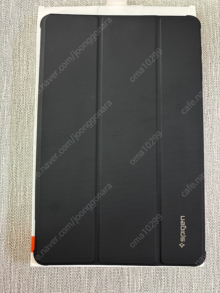 갤럭시 탭 S7/S8 플러스 슈피겐 러기드아머프로 플립 케이스 이미지