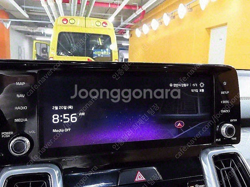 쏘렌토 중고 신형 쏘렌토 MQ4 중고 쏘렌토 중고차 흰...--8