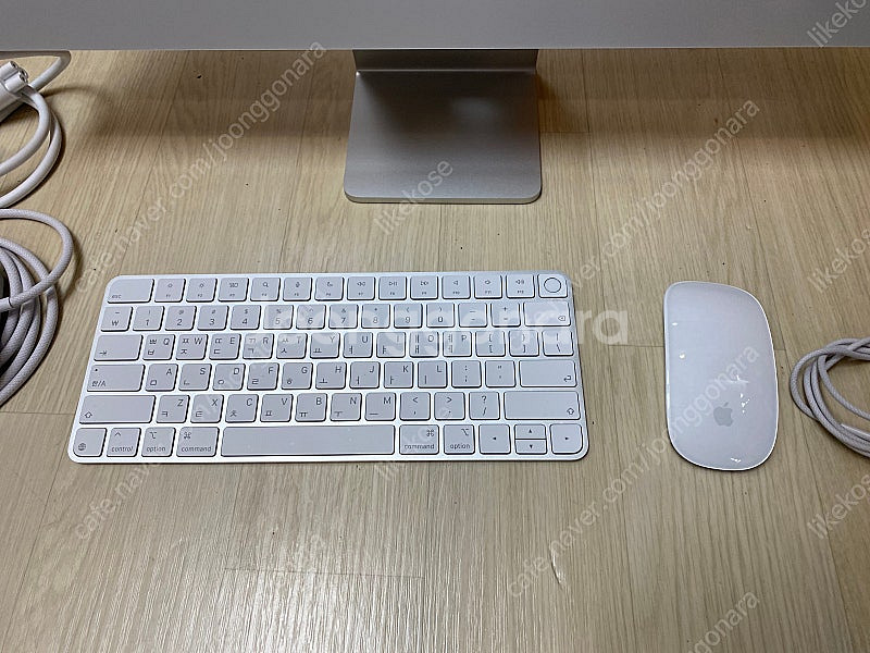 아이맥 M4 24GB 1TB 애케플 실버색상 팝니다~~...--1