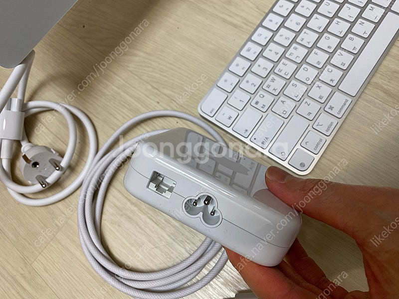 아이맥 M4 24GB 1TB 애케플 실버색상 팝니다~~...--5