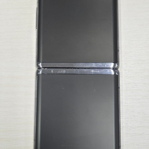 갤럭시 Z플립 5G 블랙색상 256용량 상태좋은 꿀매물 단말기 7만 판매합니다