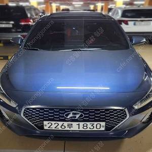 현대 i30 중고 i30 파란색 2018년식 1.6 터보 스포츠 프리미엄 법인차량 구매가능