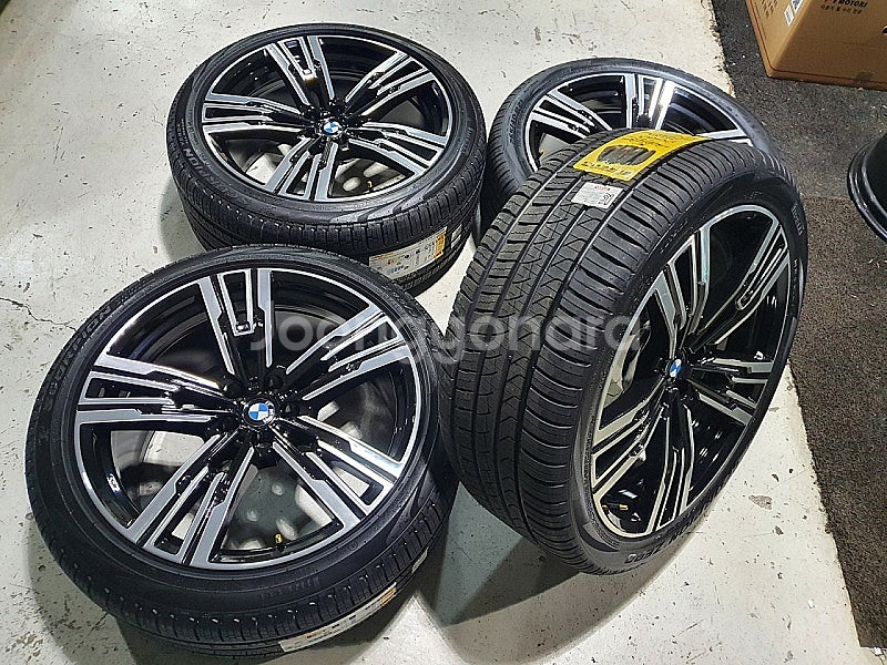 <판매> BMW G70 i7 908M스포츠 21인치 순...--5