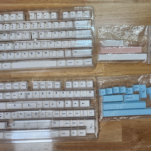 짭니멀 GeekArk BoW 키캡 + 추가킷 판매합니다