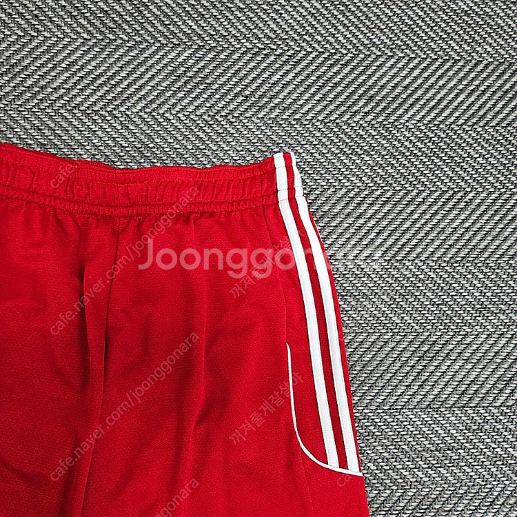 아디다스 운동용 밴딩 반바지 남자32~33--2