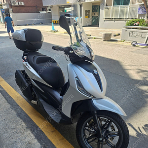 피아지오 비버리400S 판매합니다.