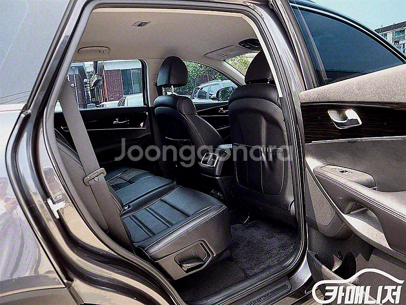 더 뉴 쏘렌토 디젤 2.0 2WD 2020 년 중고차/...--7