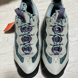 ACG 등산화