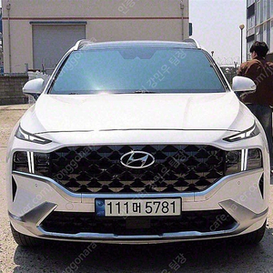 싼타페 중고 싼타페 더 뉴 싼타페 하이브리드 중고 가격 흰색 2022년식 1.6 2WD 캘리그래피 중고자동차