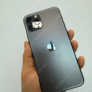 I Phone아이폰11프로 그래파이트 256기가 19만 판매합니다.