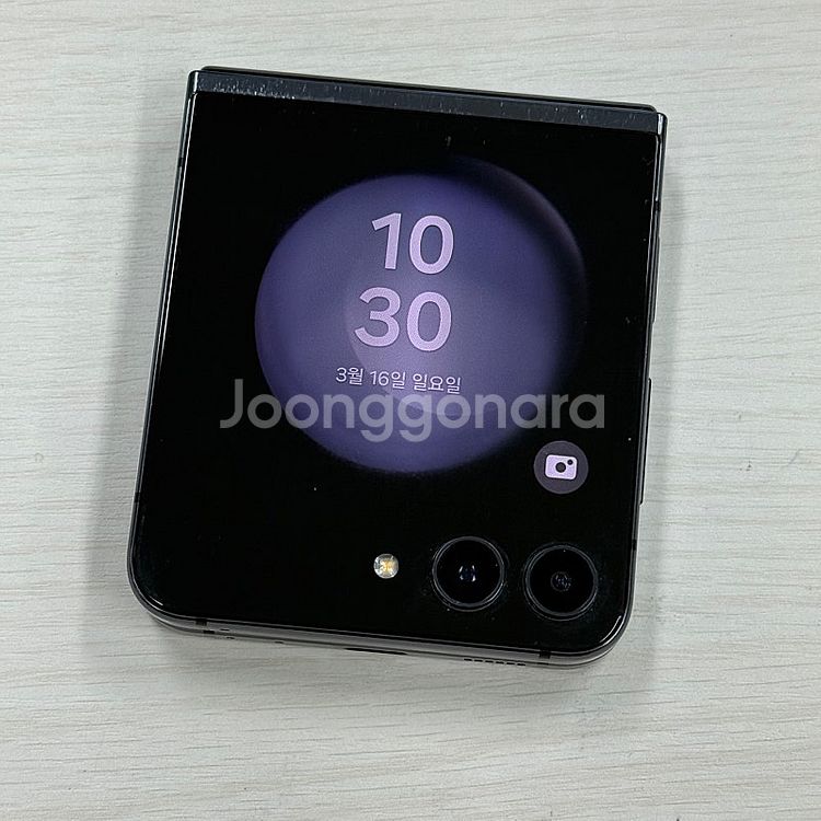 갤럭시Z플립5 그라파이트 256용량 무잔상 깔끔한단말기...--1