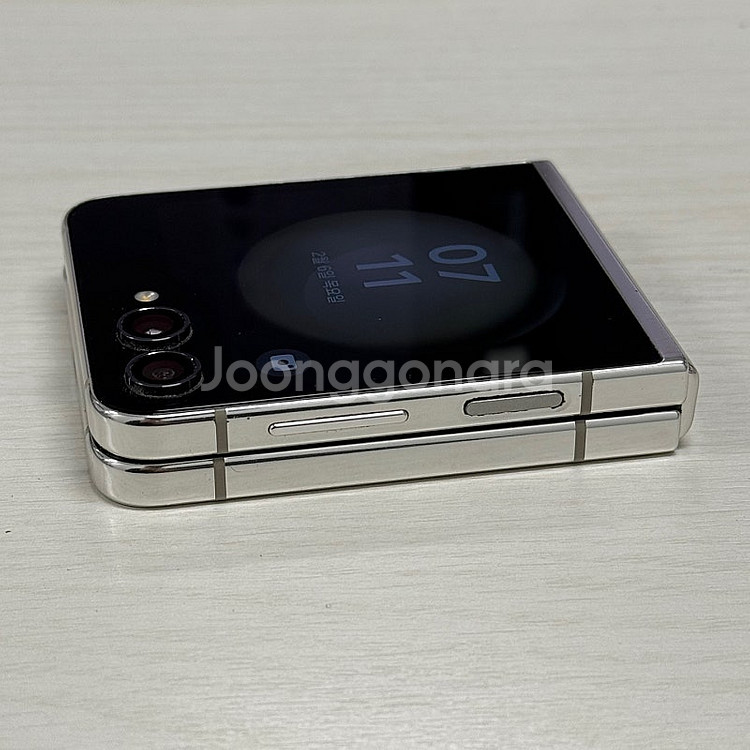 갤럭시Z플립5 크림색상 256용량 무잔상 깨끗한단말기 ...--6