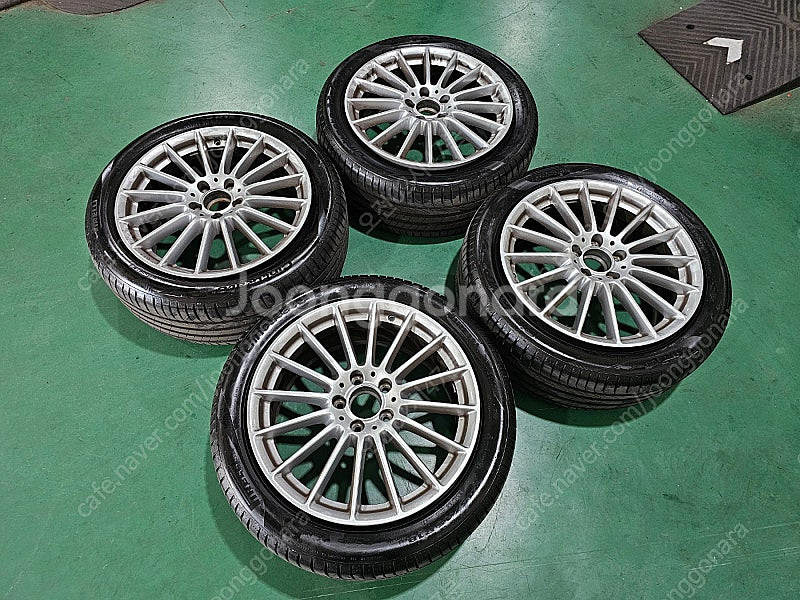 벤츠 E클래스 W213 18인치 휠세트--0