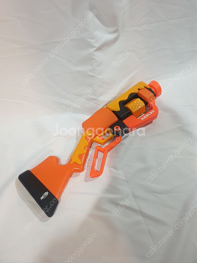 NERF x ROBLOX Bee Swarm Simula...--1