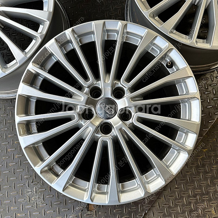 18인치 아우디 C8 A6 프리미어 40TDI 중고휠 ...--2