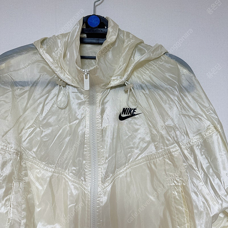 나이키 윈드러너 썸머라이즈드 바람막이 M사이즈--4