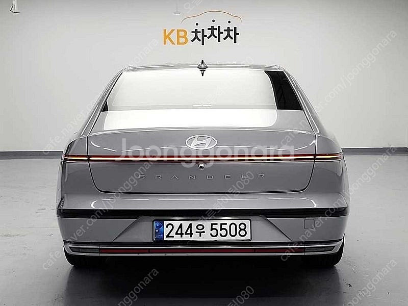 회색 그랜저 중고 그랜저 하이브리드 GN7 프리미엄 중...--8
