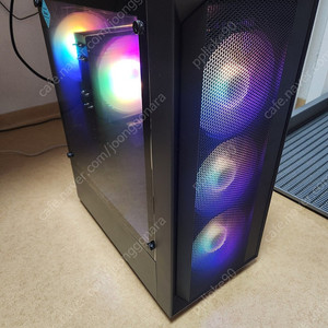 새제품] 라이젠 5600 + RTX 4060 게이밍컴퓨터(내용필수)