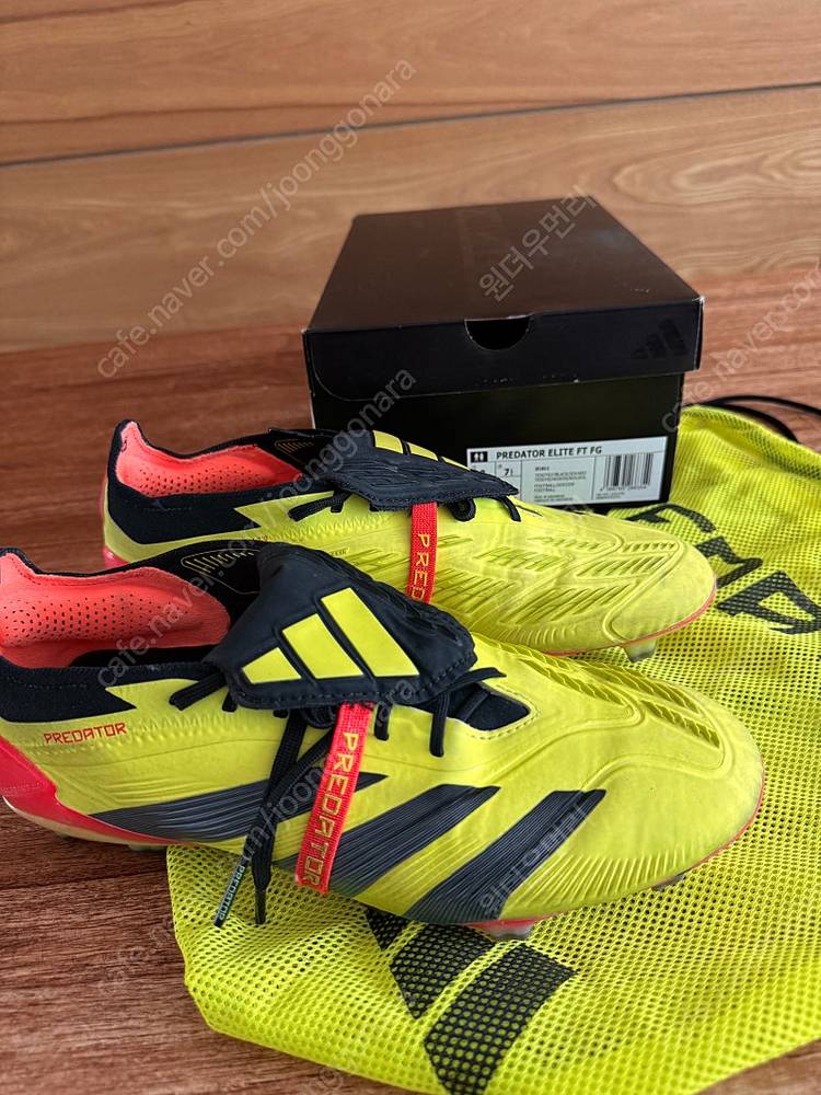 아디다스 프레데터 엘리트 FT FG 축구화 이미지