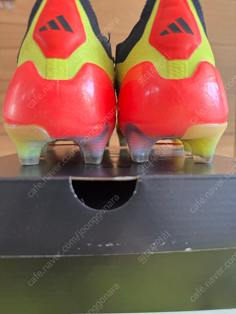 아디다스 프레데터 엘리트 FT FG 축구화 이미지