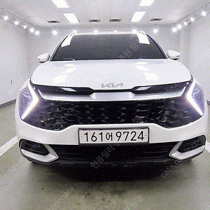 디올뉴 스포티지 중고 스포티지 디 올뉴스포티지 중고 가격 흰색 2023년식 33,694km 2.0 디젤 2WD 프레스티지 중고자동차