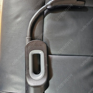 테슬라 차데모 어댑터 팝니다